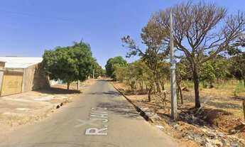 Imagem 2: Área Entre Duas Ruas Perto da Saída para Guapó