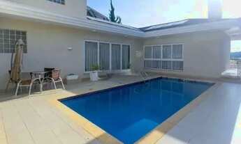 Imagem 5: Casa em Condomínio Fechado para Alugar em Curitiba 4 Suítes, Piscina e Espaço Gourmet