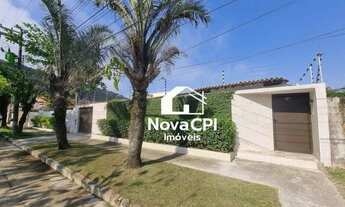 Imagem: Casa à venda no Guarujá, bairro Enseada