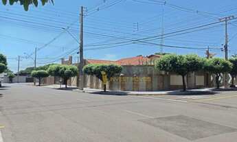 Imagem 7: Casa com 4 dormitórios para alugar, 200 m² por R$ 6.800/mês - Jardim Adriana II - Londrina