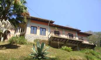 Imagem 2: Linda casa 3 quartos quintal enorme com sensação de montanha pertinho do mar..