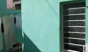 Imagem: Aluga-se casa de 2 quartos, de fundos, pertinho