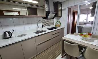 Imagem 4: Lindo Apartamento Mobiliado Com 3 quartos, sendo 3 suítes