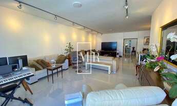 Imagem 3: Copacabana- Exuberante Apartamento Juntinho Avenida Atlântica Varandão Sala 04 Quartos com