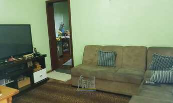 Imagem 3: Sobrado para venda tem 240 metros quadrados com 4 quartos em Vila Totoli - Franca - SP