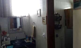 Imagem 5: Casa para venda possui 200 metros quadrados com 4 quartos em Centro - Poá - SP