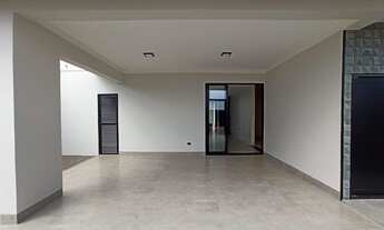 Imagem 3: Casa para venda possui 155 metros quadrados com 3 quartos em Jardim Munique - Maringá - PR