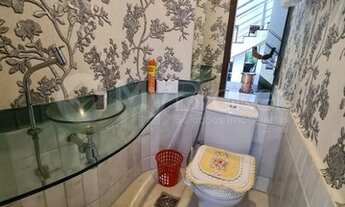 Imagem 3: Casa de condomínio sobrado para venda possui 462 metros quadrados com 4 quartos