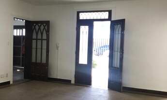 Imagem 2: Casa para aluguel possui 300 metros quadrados com 4 quartos em Cavaleiros - Macaé - RJ