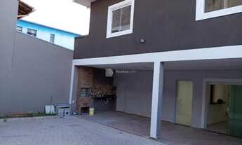 Imagem 3: Casa para aluguel possui 350 metros quadrados com 5 quartos em Vila Aprazível - Jacareí