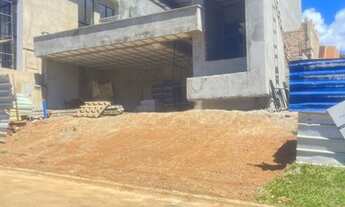 Imagem 3: Casa de condomínio térrea para venda possui 167 metros quadrados com 3 quartos