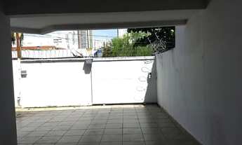 Imagem 5: Casa para venda possui 220 metros quadrados com 4 quartos em Setor Bela Vista - Goiânia