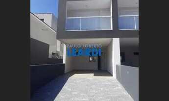 Imagem: SOBRADO - CAMPECHE - SC