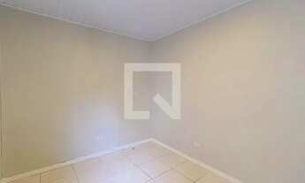 Imagem 3: Casa para Aluguel - Vila Yara, 1 Quarto, 29 m2