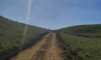 Imagem 2: Terreno para venda tem 1000 metros quadrados em Igaratá - SP