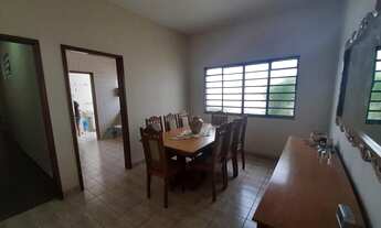 Imagem: Casa para Venda em Taubaté, Centro, 2 dormitórios