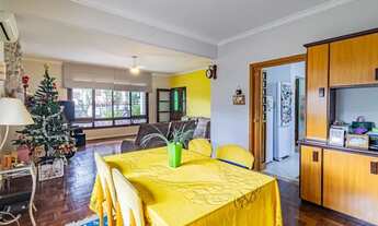 Imagem 5: Casa a venda com 3 dorms, 4 vagas e 227m2 no bairro Tristeza, na zona sul de Porto Alegre