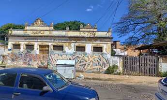 Imagem 1: Térrea para aluguel e venda tem 300 metros quadrados com 1 quarto em Menino Deus - Porto A