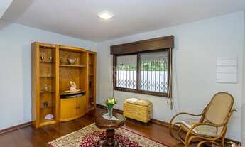 Imagem 4: Casa totalmente reformada, 3 dormitórios + edícula, entrar e morar