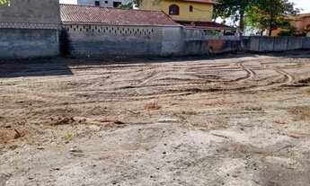 Imagem 3: Lote enorme na beira da avenida no centro de Itaoca Excelent