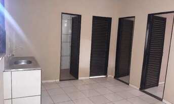 Imagem 3: Alugo 680,00- Centenário 2 quartos