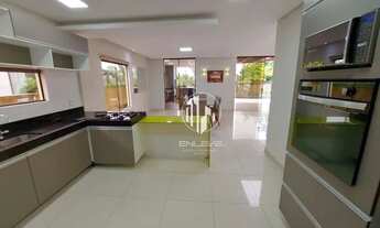 Imagem 7: No Alphaville Casa de 330m2 com 5 Quartos + DCE e Piscina Privativa