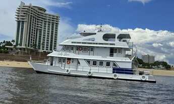 Imagem: $,Barco Hotel disponível para viagens e