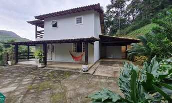 Imagem 3: Casa para aluguel e venda possui 180 metros quadrados com 4 quartos em Araras - Petrópolis