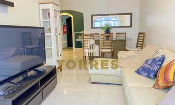 Imagem 3: Apartamento para venda reformado com 3 quartos na Praia da Enseada no Guarujá - SP