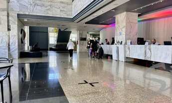 Imagem 2: Mercure Brasilia, apt de 39m² a 50m², andar alto, varias unidades, mobiliados, SHN 05