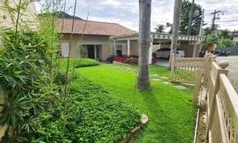 Imagem 2: Casa condomínio Portogalo dentro Canal da Marina - churrasqueira - lancha na porta