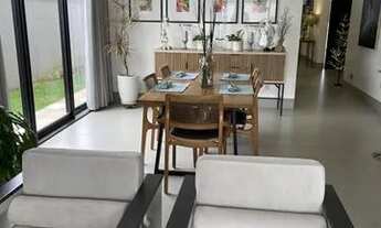 Imagem 4: PORTAL DO SOL GREEN - CASA TÉRREA Casa em Condomínio com 4 Quarto(s) e 5 banheiro(s) à Ven