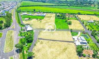 Imagem: Terreno à Venda em Condomínio Cortina