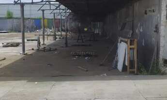 Imagem 5: Área Comercial de 3.600 m2 pavimentada, Contém Galpão de 300m2, Prédio 02 pavimentos com 0