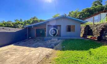 Imagem: Casa à venda em Portão, Centro, com 3