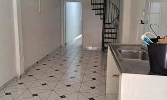 Imagem 2: ALUGO CASA BEM LOCALIZADA