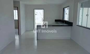 Imagem 4: LINDA CASA NO CENTRO DE MANILHA