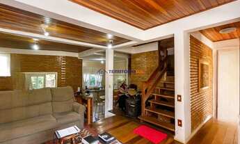 Imagem 6: Casa 3 dormitorio com 230m2 pátio com piscina no bairro Itu Sabará