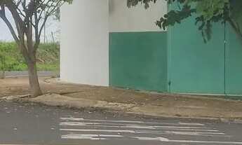 Imagem 4: Área comercial Quarto com aluguel por R$1.000 /mês