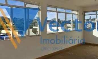 Imagem: Casa comercial com 4 quartos e 4 banheiros