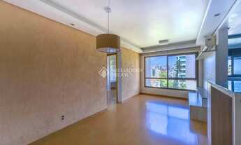 Imagem 2: Imóvel para venda tem 65 metros quadrados com 2 quartos em Passo da Areia - Porto Alegre