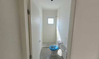 Imagem 4: CASA COM QUINTAL E VAGA DE GARAGEM, PRONTA SO MUDAR QUALQUER BANCO. ACEITA CARRO US