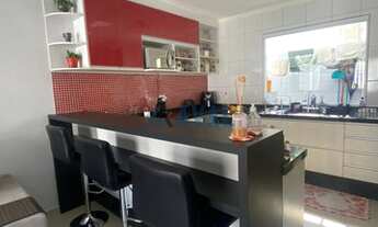 Imagem 3: LINDO SOBRADO COM 2 SUÍTES