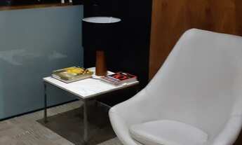 Imagem 2: SALA COMERCIAL 74m2 , JANELAS GRANDES, PERSIANAS, LUMINÁRIAS. 2 VAGAS, 2 BANHEIROS. VENHA