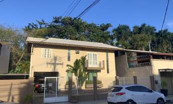 Imagem: Vendo Casa com 5 quartos, 3 suítes, 280