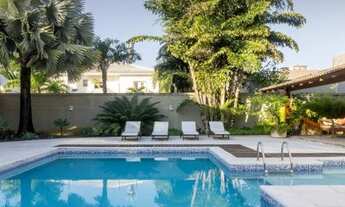 Imagem 2: Casa Duplex, na Barra, 912 m²,sala em 03 ambientes,04 suítes, 06 vagas, piscina