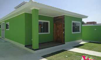 Imagem 2: Casa Espetacular a Venda com 3 Quartos e Terrenão em Itaipuaçú!