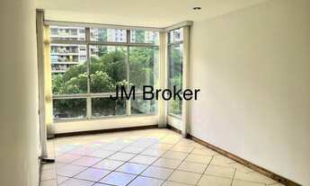 Imagem 4: Delicioso sol da manhã! Ótima varanda! Lindo apartamento de três quartos, à venda em São C