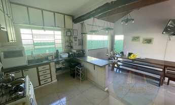 Imagem 3: Térrea para venda tem 238 metros quadrados com 4 quartos em Panamá - Campo Grande - MS