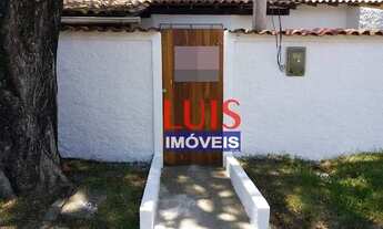 Imagem 2: Excelente casa com 3 dormitórios à venda, 150 m² por R$ 630.000 - Itaipu - Niterói/RJ